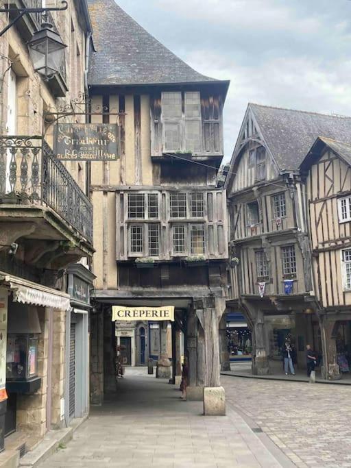 La Belle Consigne - Appartements Dinan Centre Gare Buitenkant foto