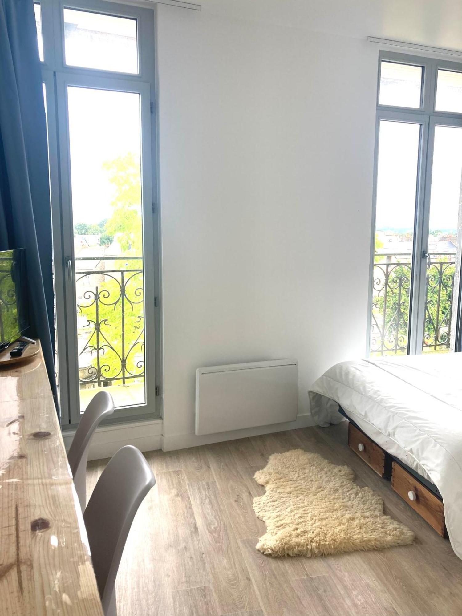 La Belle Consigne - Appartements Dinan Centre Gare Buitenkant foto